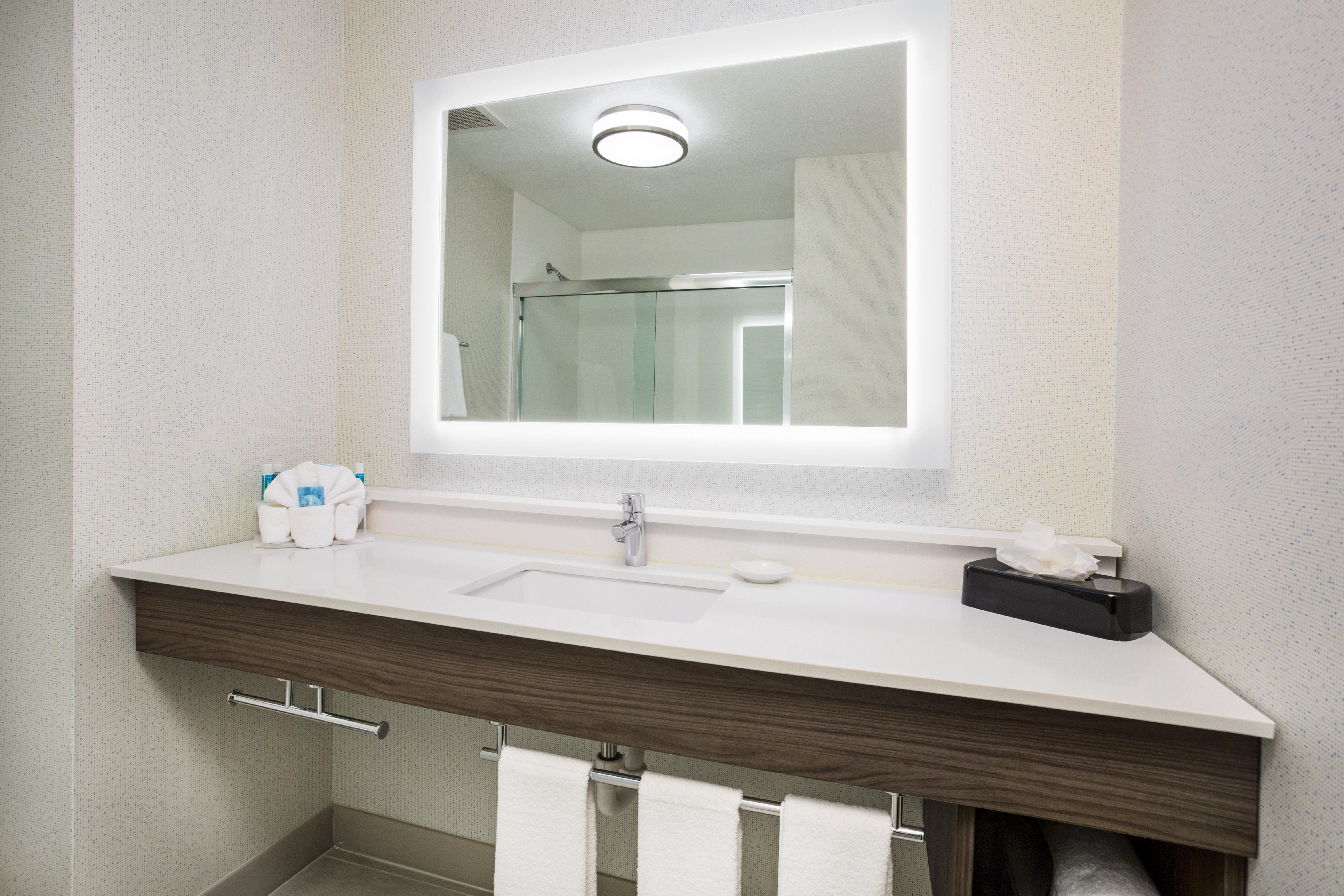 Holiday Inn Express Kansas City - At The Legends! By Ihg Bonner Springs Phòng bức ảnh