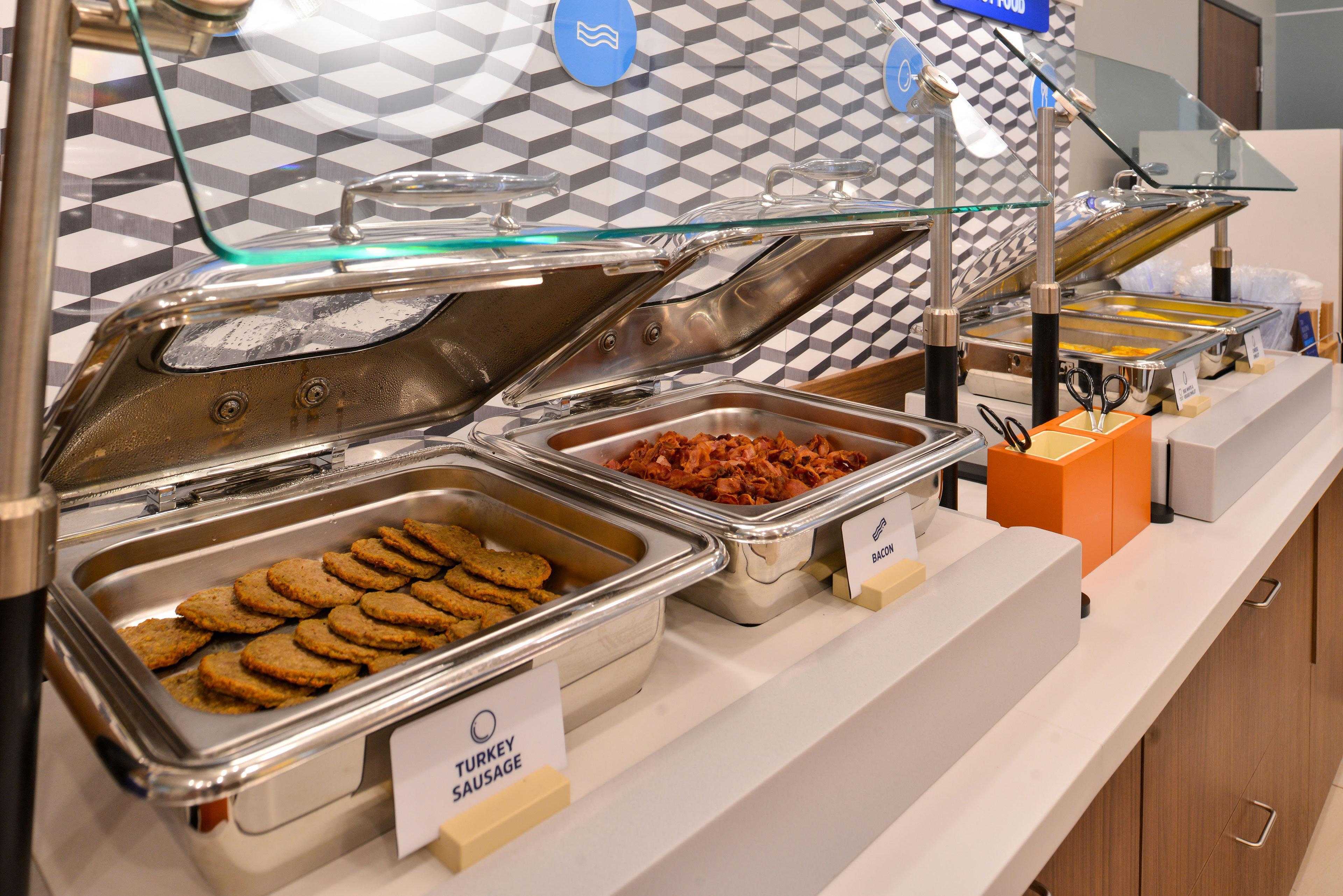 Holiday Inn Express Kansas City - At The Legends! By Ihg Bonner Springs Ngoại thất bức ảnh
