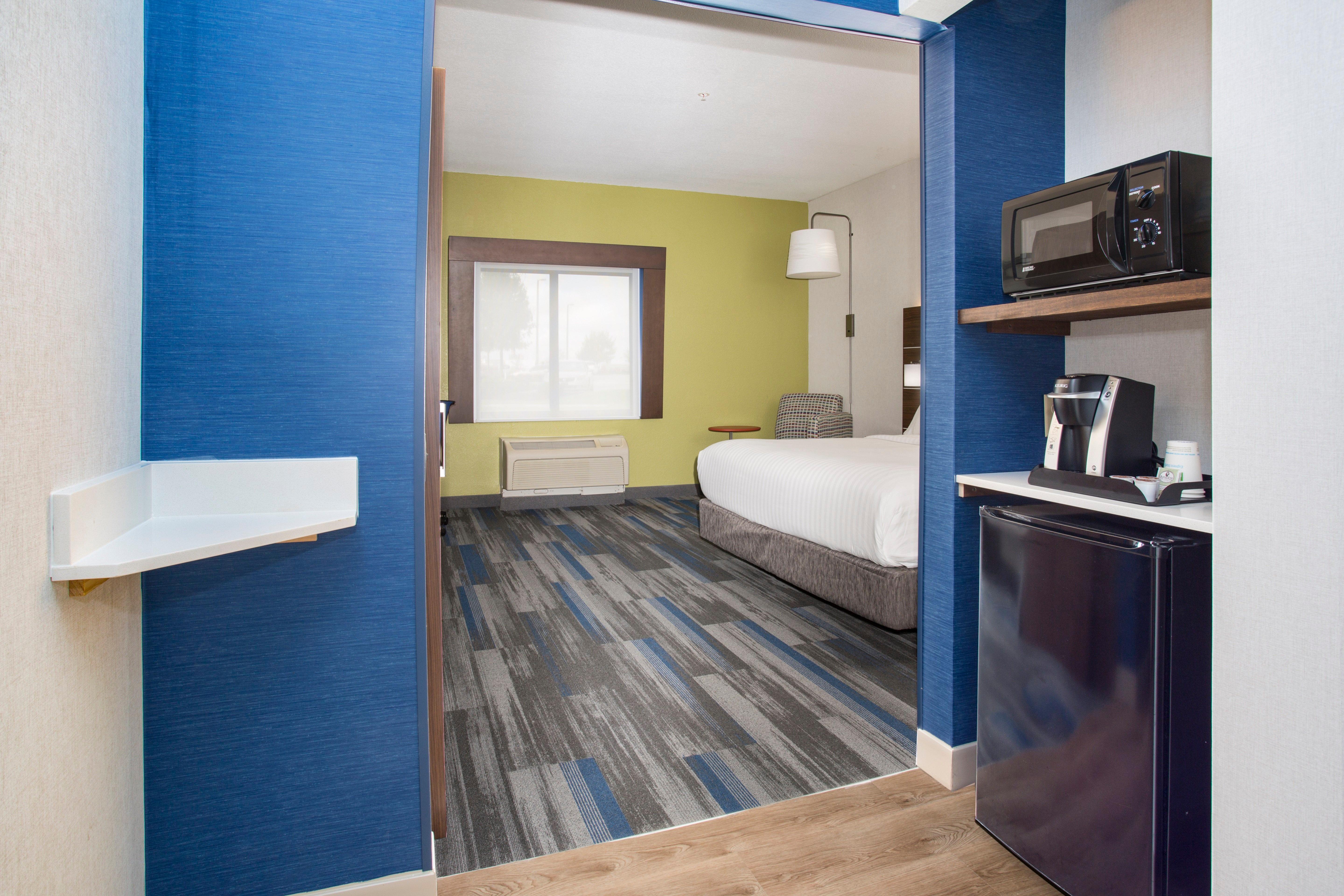 Holiday Inn Express Kansas City - At The Legends! By Ihg Bonner Springs Phòng bức ảnh